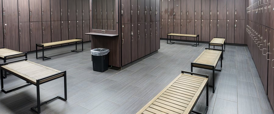 25OL-NN-LockerRoom-1440x600