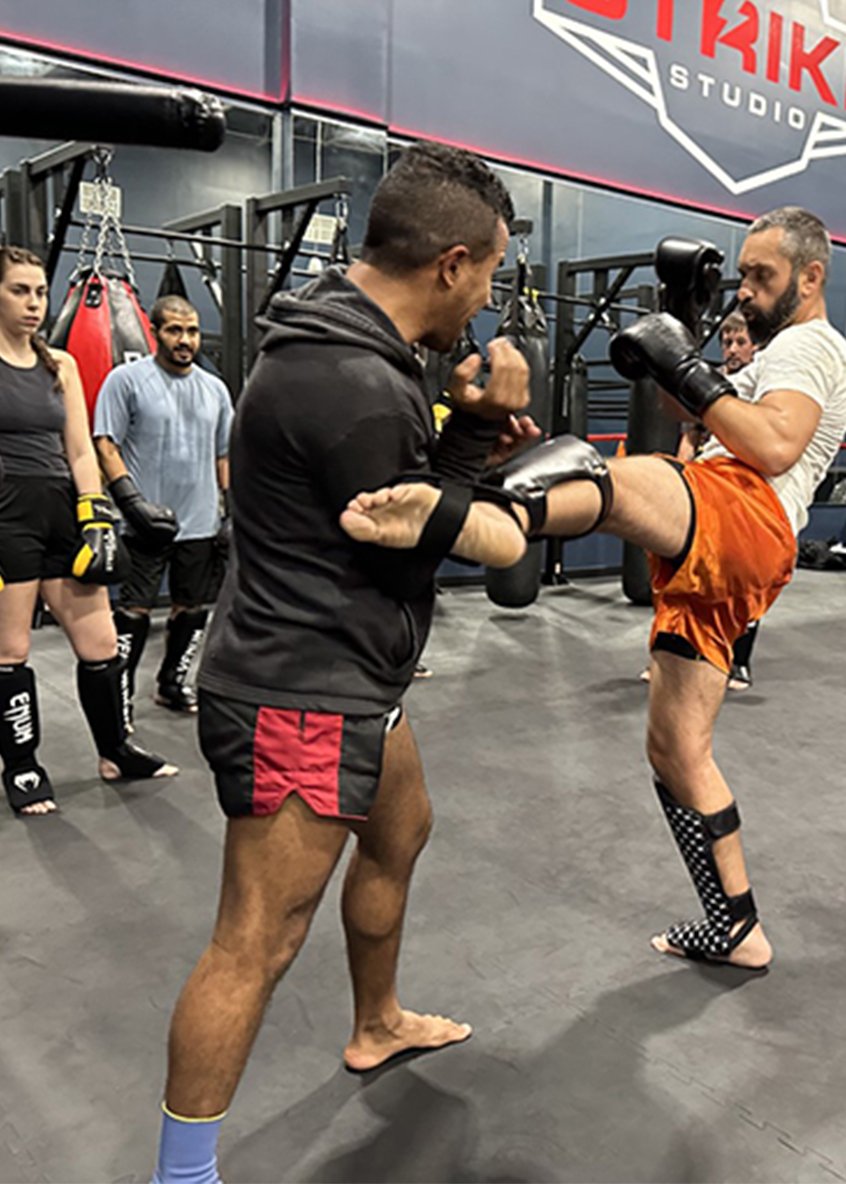 Muay Thai (Thai Boxing) Free classes 2 rounds per day